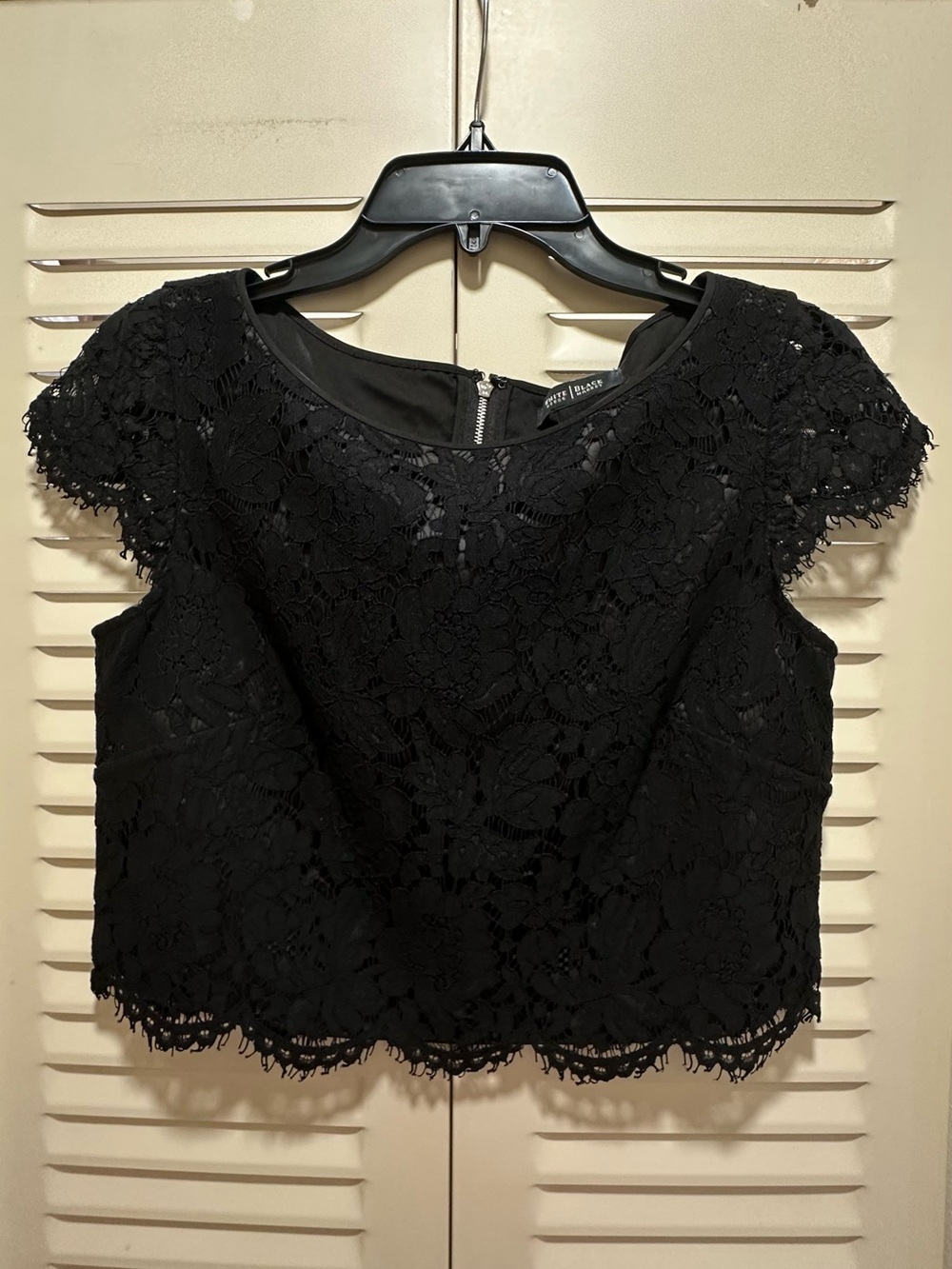 White House Black Market Black Floral Lace Crop Top